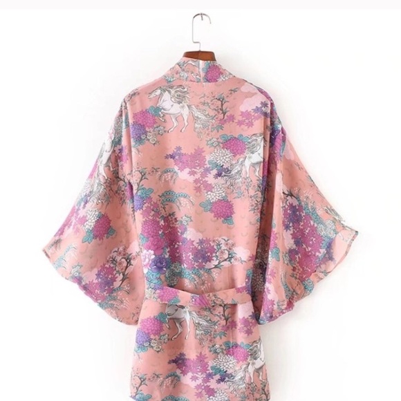 Pink Bohemian Kimono With Horse & Floral Pattern - Picture 5 of 8
